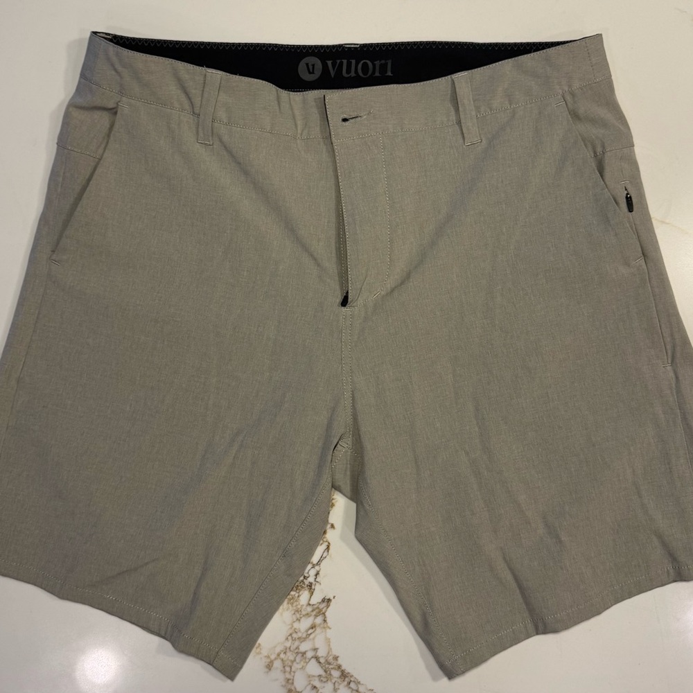 Vuori Aim Short